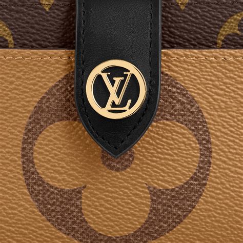 LOUIS VUITTON Reverse Monogram Juliette Wallet